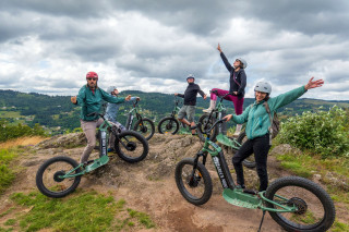 776003956_4 776003956_4