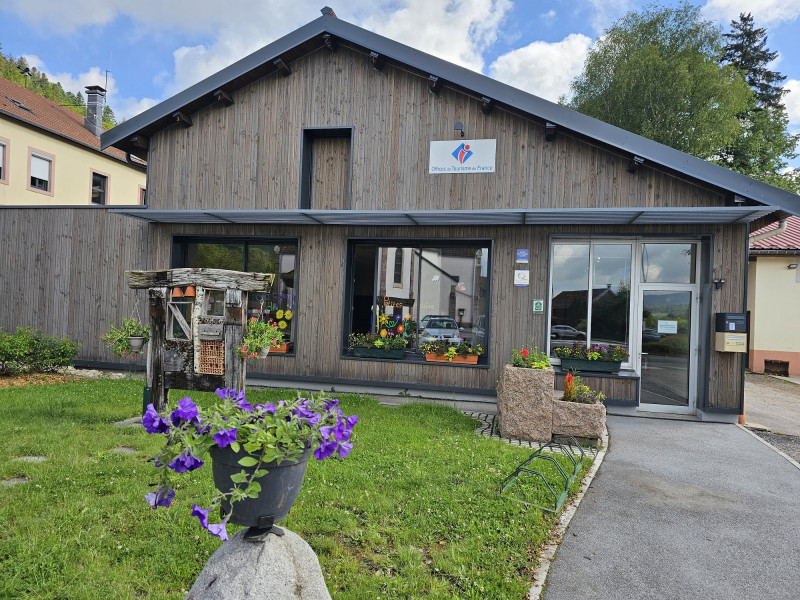 office-de-tourisme-du-menil-5 office-de-tourisme-du-menil-5