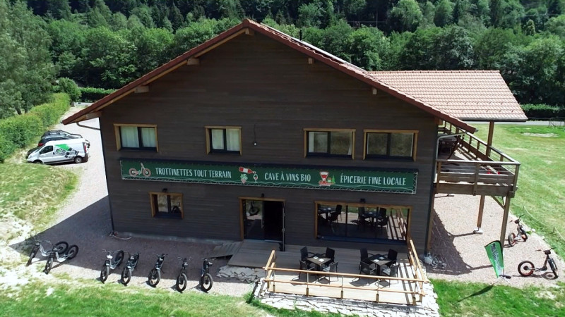 green-mojo-trottinettes-electriques-la-bresse-7 green-mojo-trottinettes-electriques-la-bresse-7