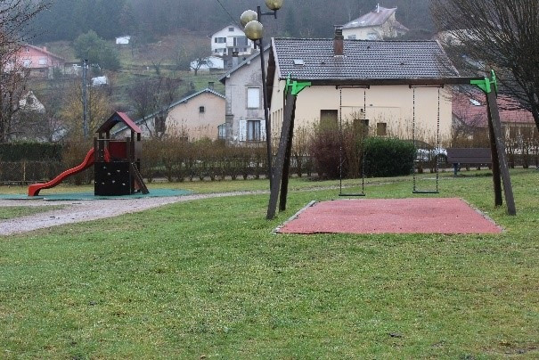 aire-de-jeux-ascensement-rupt-sur-moselle aire-de-jeux-ascensement-rupt-sur-moselle