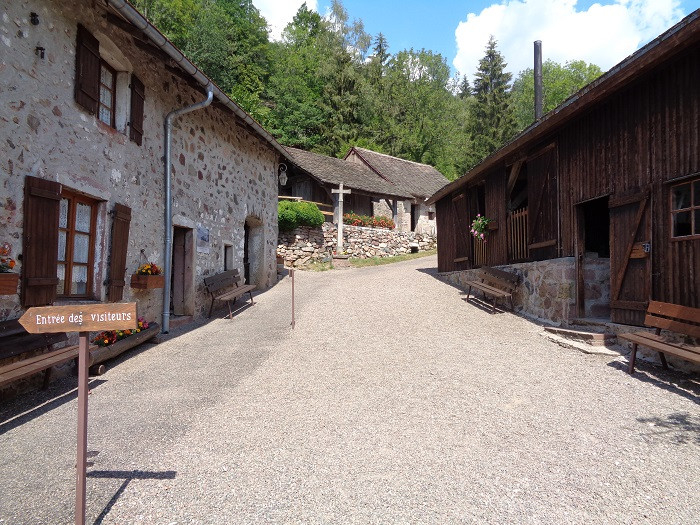 musee-de-la-montagne-haut-du-them-chateau-lambert-1 musee-de-la-montagne-haut-du-them-chateau-lambert-1