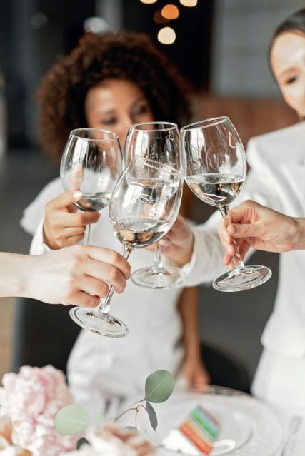 pexels-mikhail-nilov-8245123