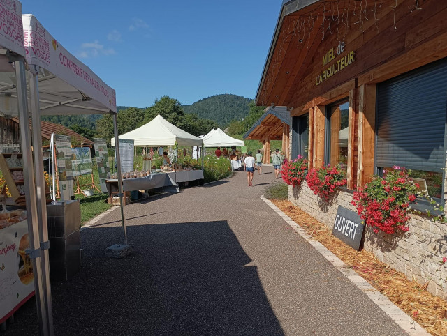 marche-nocturne-producteurs-locaux
